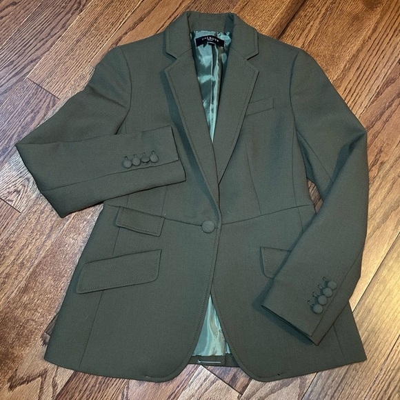 Talbots Jackets & Blazers - Talbots Khaki Green Blazer with Notched Lapel Size 2P